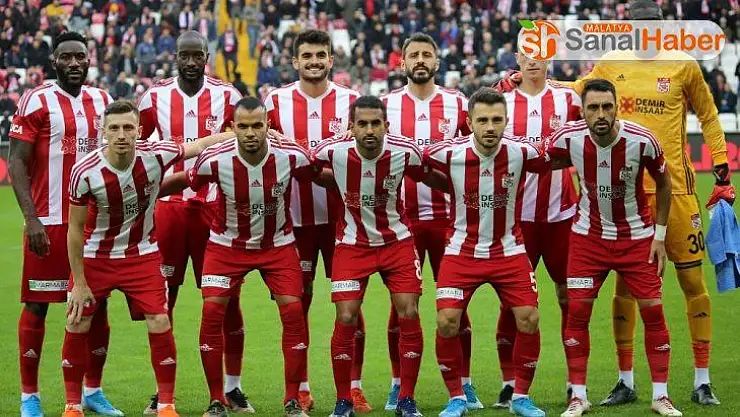 Sivasspor'da 4 futbolcu sarı kart sınırında