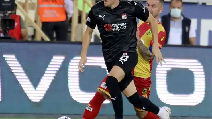'Sivasspor´da Fredrik Ulvestad ilk resmi maçına çıktı'