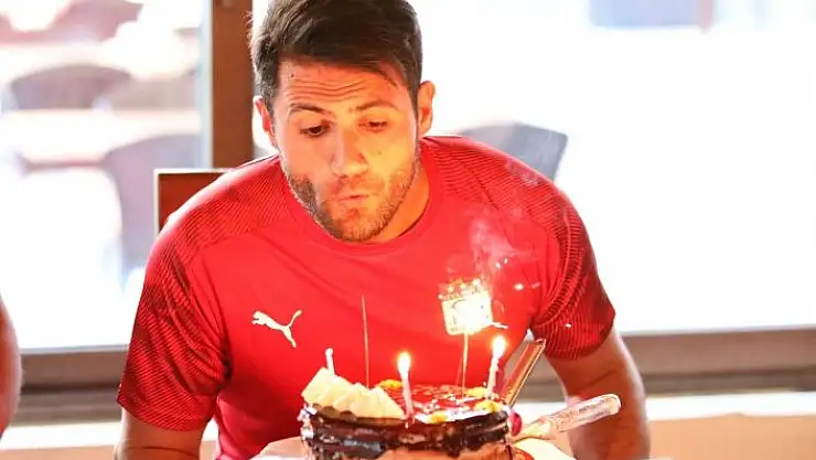 'Sivasspor´da kaleci Ali Şaşal´a sürpriz doğum günü'