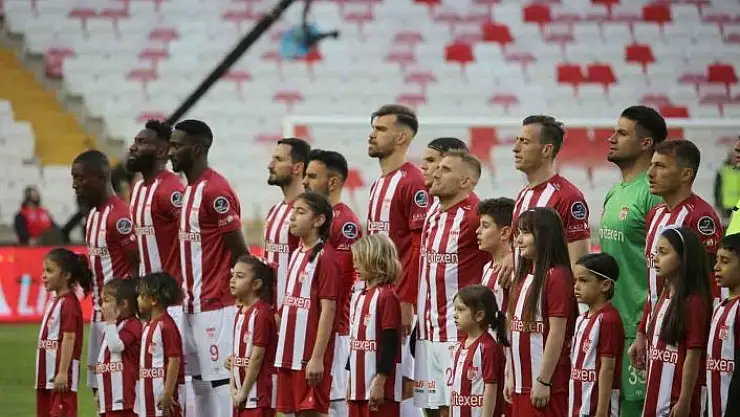 'Sivasspor, ligde 14. yenilgisini aldı'