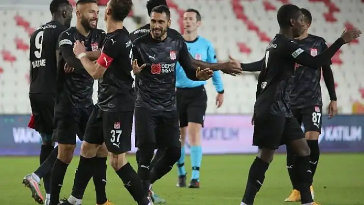 'Sivasspor, sahasında 158 gün sonra kazandı'