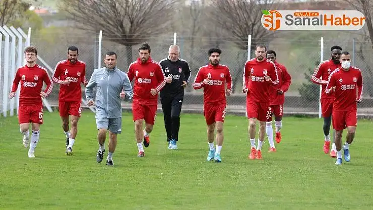 Sivasspor sahaya indi
