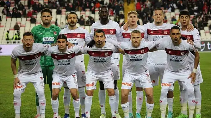 'Sivasspor, Süper Lig´de 6. beraberliğini aldı'