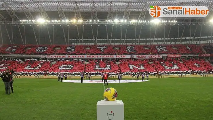 Sivasspor taraftarının koreografisi beğeni topladı
