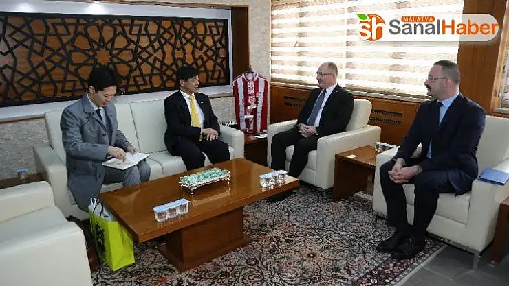 Sivasspor'un başarısına Japon büyükelçi de kayıtsız kalmadı