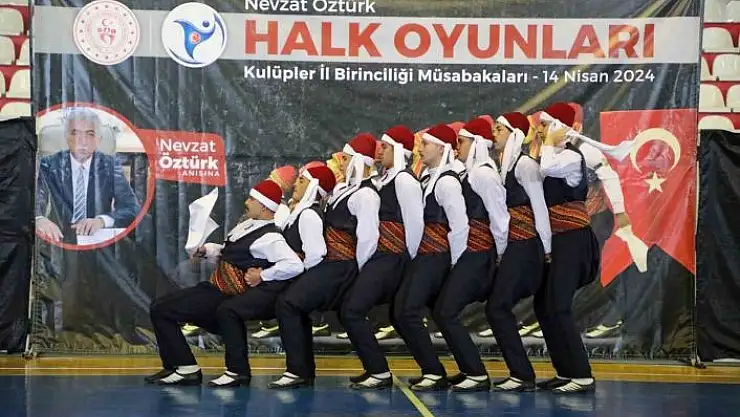 'Sivasta Halk Oyunları rüzgarı esti'