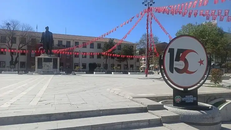 'Sokağa çıkma kısıtlamasında caddeler boş'