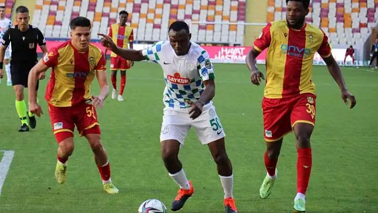 'Spor Toto Süper Lig: Yeni Malatyaspor: 1 - Çaykur Rizespor: 2 (İlk yarı)'