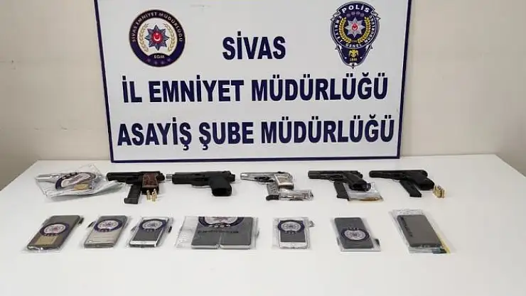 'Suç çetesi 3 ilde yapılan eş zamanlı operasyonla yakalandı'