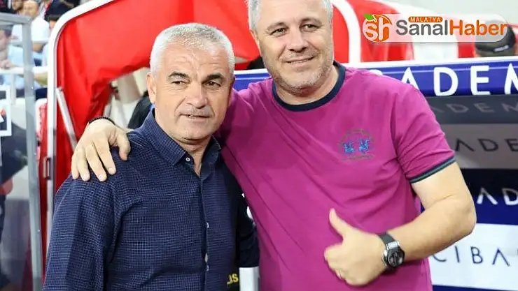 Süper Lig:  D.G. Sivasspor: 0 - Gazişehir Gaziantep: 1 (İlk yarı)