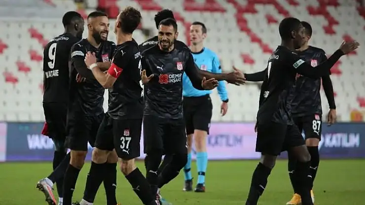 'Süper Lig: D.G Sivasspor: 3 - Gençlerbirliği: 1 (Maç sonucu)'