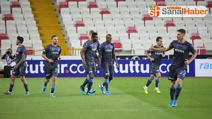 Süper Lig: Demir Grup Sivasspor: 0 - Trabzonspor: 1 (Maç devam ediyor)