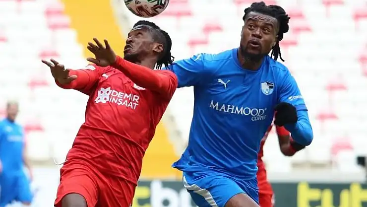 'Süper Lig: DG Sivasspor: 0 - BB Erzurumspor: 0 (İlk yarı)'