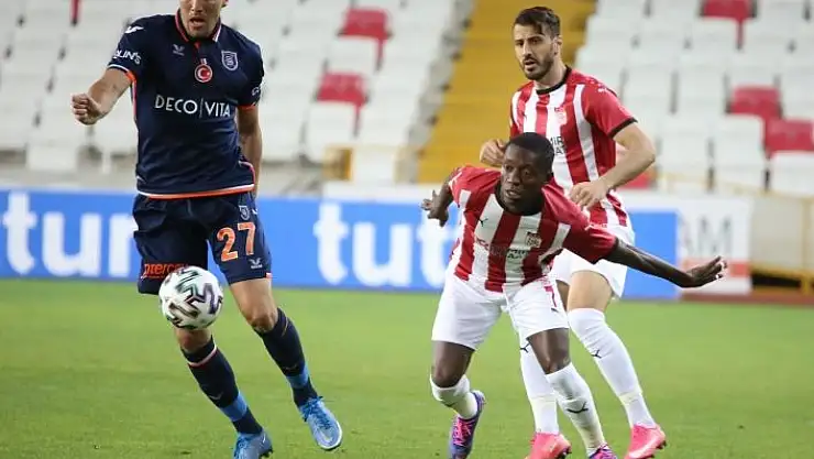 'Süper Lig: Sivasspor: 0 - Medipol Başakşehir: 0 (Maç devam ediyor)'