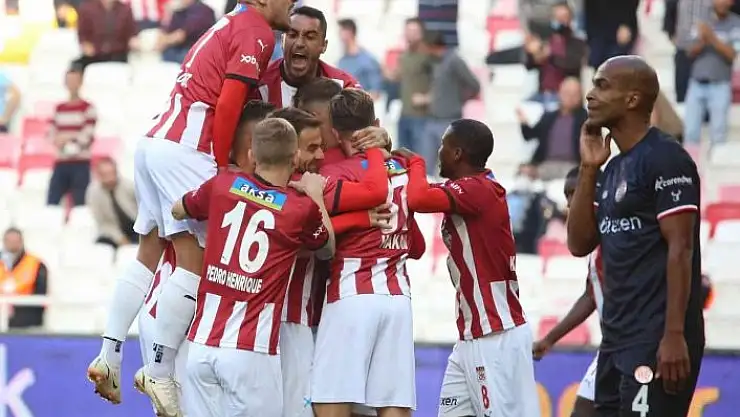 'Süper Lig: Sivasspor: 1 - Antalyaspor: 0 (Maç devam ediyor)'