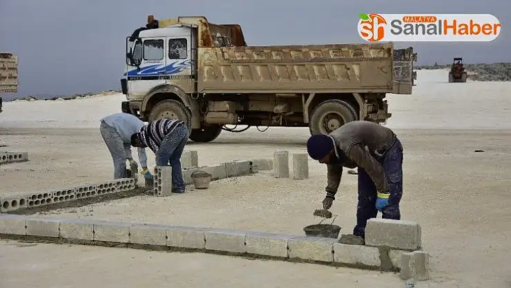 Suriye'de kalıcı briket ev yapım çalışmaları devam ediyor