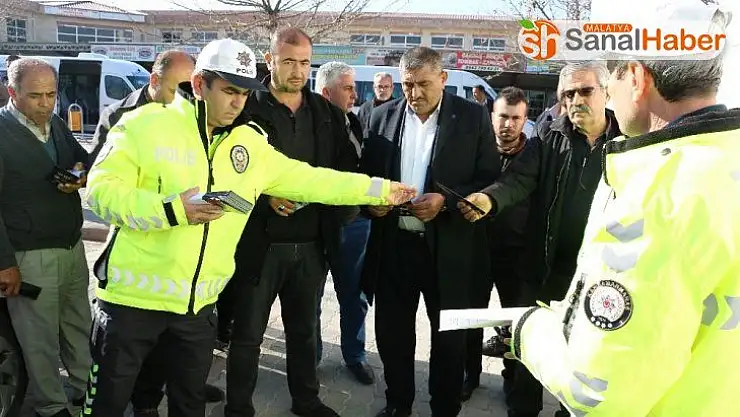 Sürücülere ve yolculara kış lastiği ve emniyet kemeri eğitimi