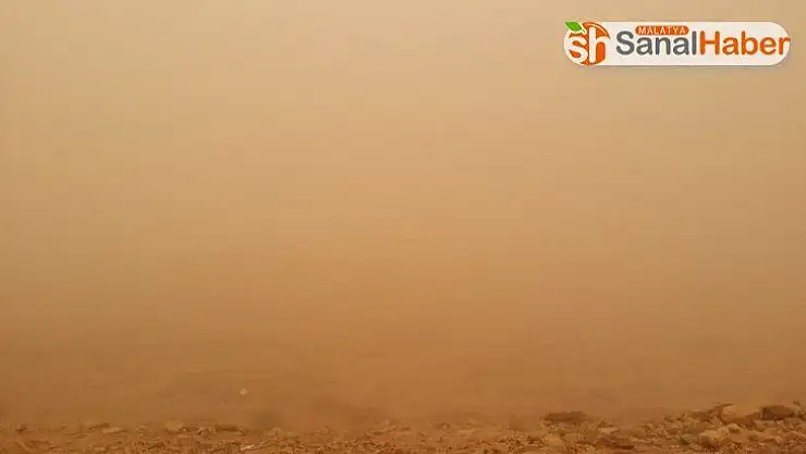 Suudi Arabistan'ı toz fırtınası vurdu