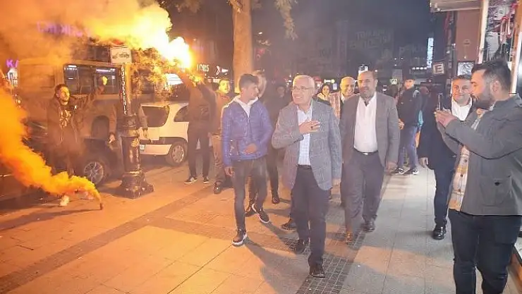 'Taraftarlardan Başkan Güder´e coşkulu karşılama'