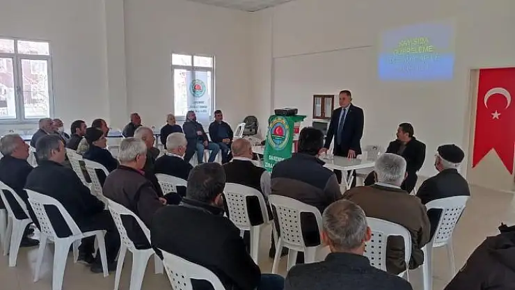 'Tarımda gübreleme ve zararlılar ile mücadelede çiftçilere bilgi verildi'
