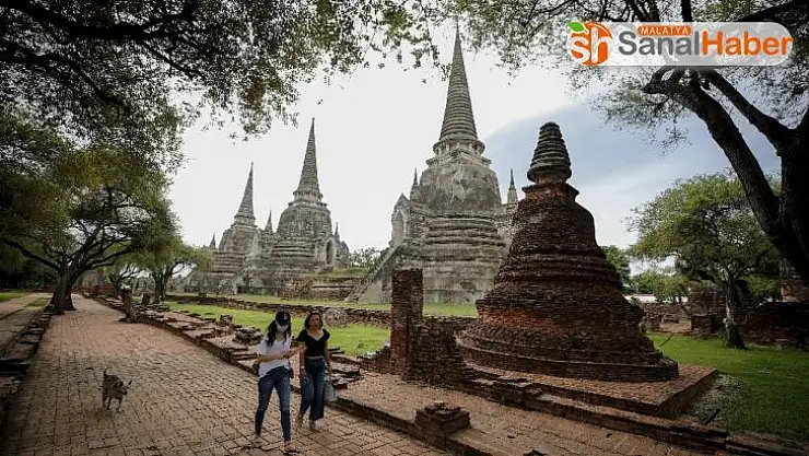 Tayland'da sokağa çıkma yasayı sona erdi