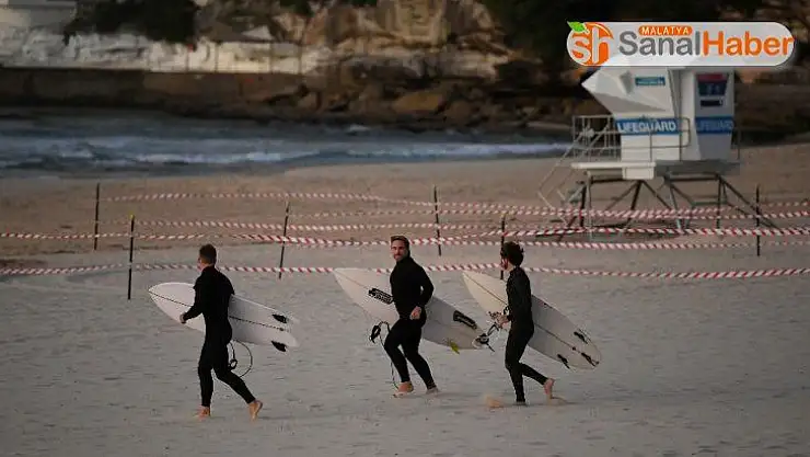 Tedbirler azaltıldı, dünyaca ünlü Bondi Plajı yeniden açıldı