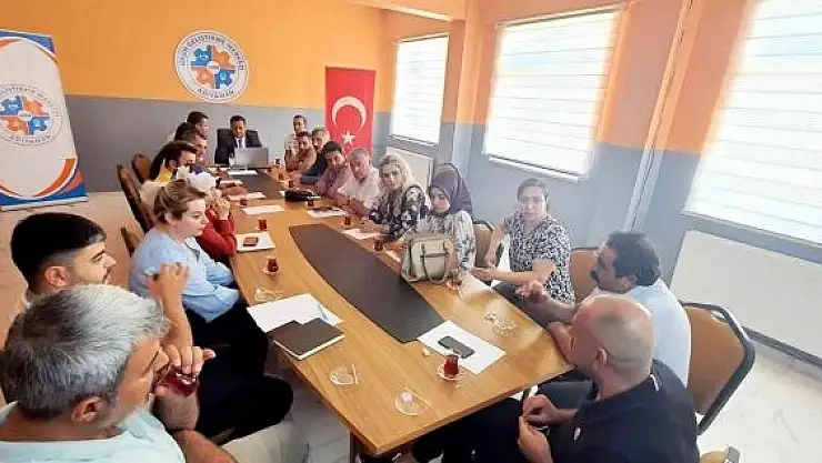 'Tekstil firmalarına ''Çırakbul web'' uygulamasının tanıtımı yapıldı'