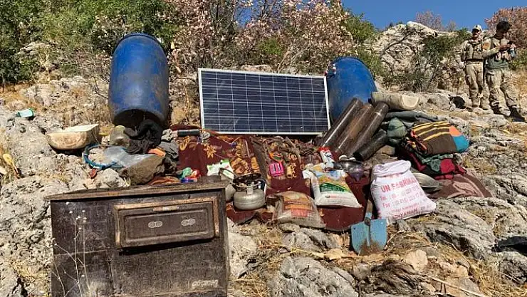 'Terör örgütüne ait 3 ayrı noktada malzeme ele geçirildi'