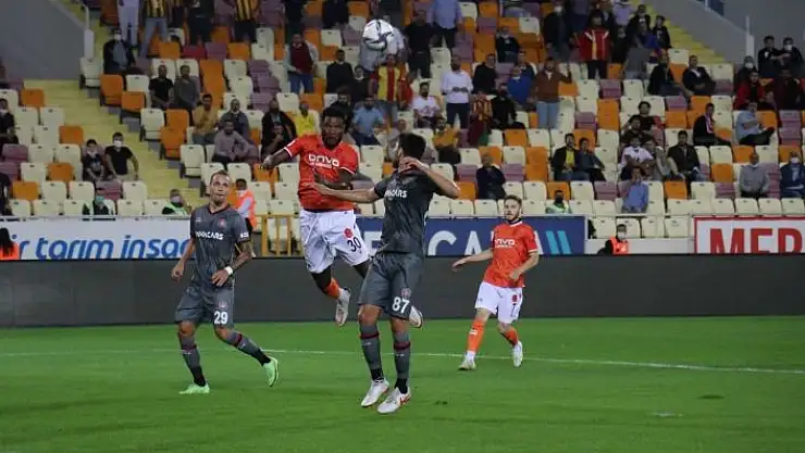 'Tetteh´den 5 maçta 3 gollük performans'