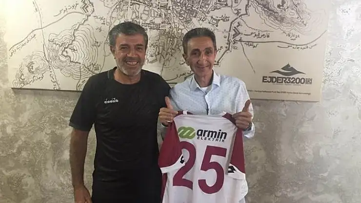 'Teyo Emmi, Elazığspor´un kampında'