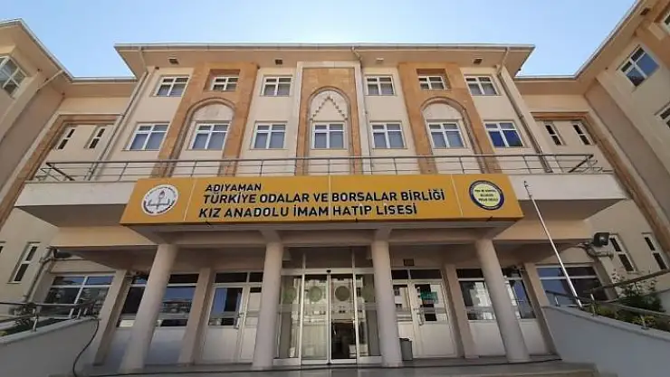 'TOBB Proje Okulu ilk mezunlarını verdi'