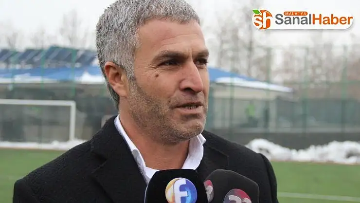 Toprak: 'Biz futbolu eski şaşalı günlerine döndürmeye çalışacağız'
