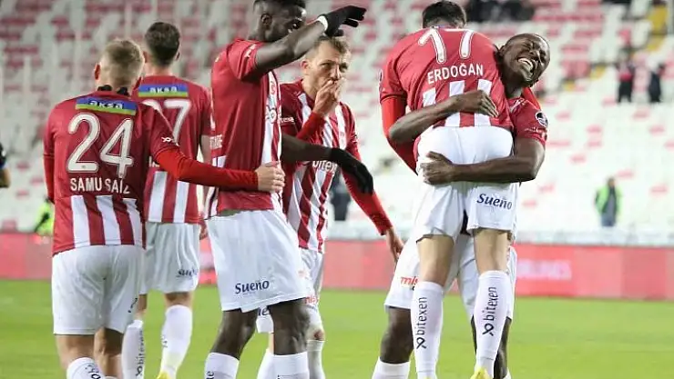 'Trabzonspor´u yenen Sivasspor, Süper Lig´de 9. galibiyetini aldı'
