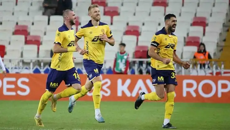 'Trendyol Süper Lig: E.Y Sivasspor: 1 - MKE Ankaragücü: 3 (Maç sonucu)'