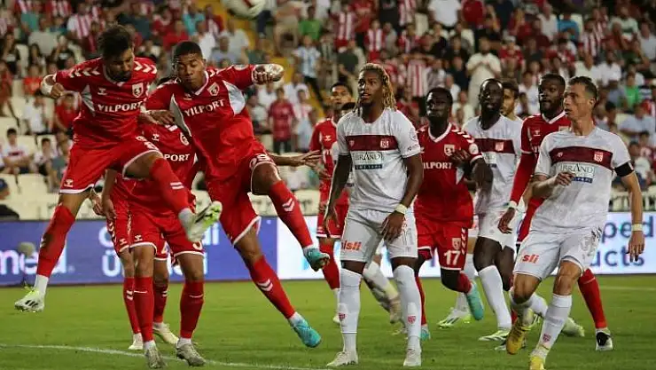 'Trendyol Süper Lig: EY Sivasspor: 1 - Y. Samsunspor: 1 (Maç sonucu)'