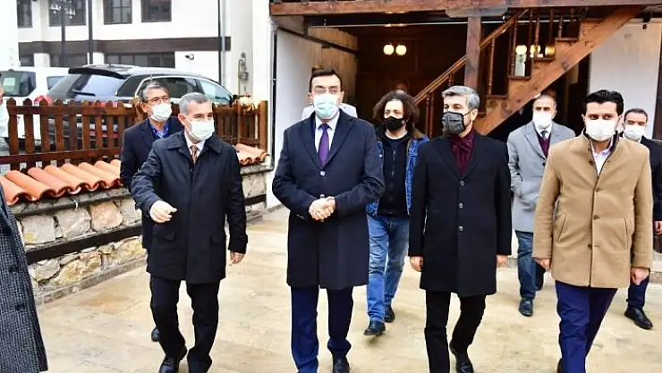 'Tüfenkci, Tarihi Yeşilyurt Konaklarını inceledi'
