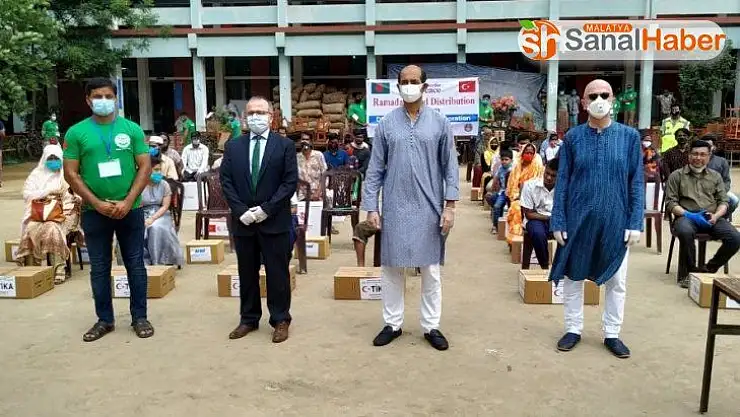 Türkiye'den 3 bin Bangladeşli aileye yardım