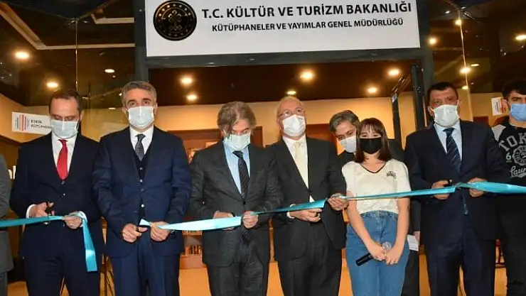 'Türkiye´nin 5´inci AVM Kütüphanesi Malatya´da açıldı'