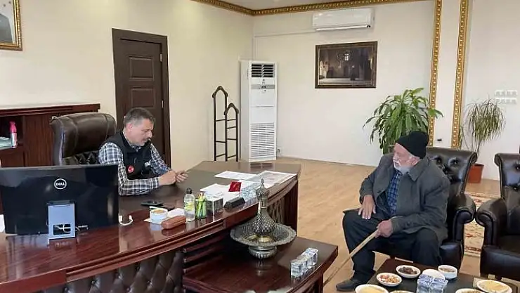 'Umre parasını kendi gibi depremzedeler için bağışladı'