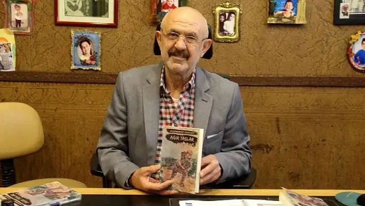 'Ünlülerin özlü sözlerini derleyip kitaba dönüştürdü'