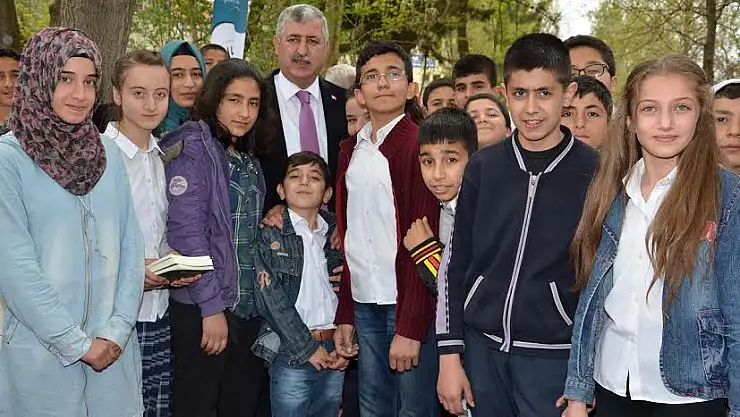 Yeşil Konak Öğrencilerinden Kutlu Doğum Etkinlikleri