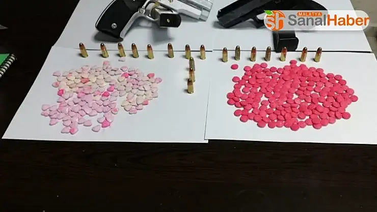 Malatya'da Uyuşturucu hap ve tabancadan 4 gözaltı