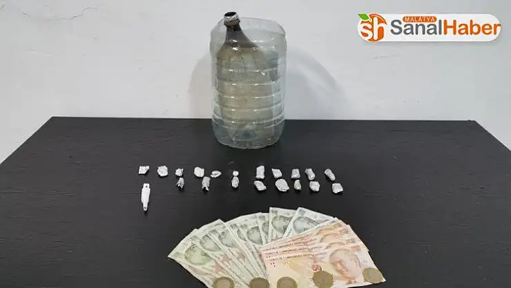 Uyuşturucu satıcısı ve kullanıcılar ormanlık alanda yakalandı