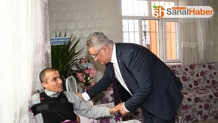 Vali Aykut Pekmez'den İdlib gazisine ziyaret