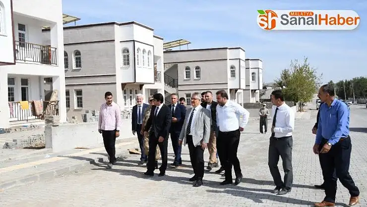 Vali Aykut Pekmez, Samsat afet konutlarını inceledi