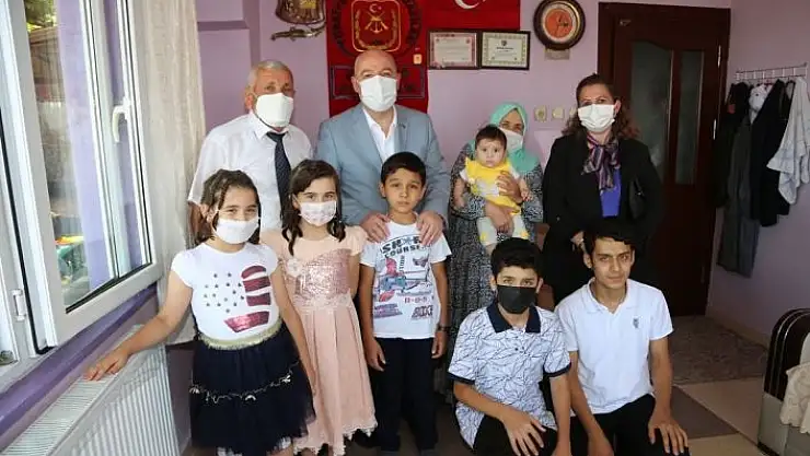 'Vali Coşkun: ''Şehitlerimizin kıymetli aileleri için ne yapsak azdır'''