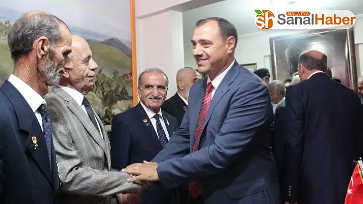Vali Kaldırım ve protokol üyeleri gazilerle bir araya geldi