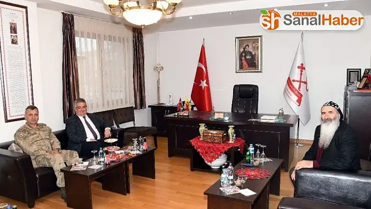 Vali Pekmez, Süryani vatandaşların noel bayramını kutladı