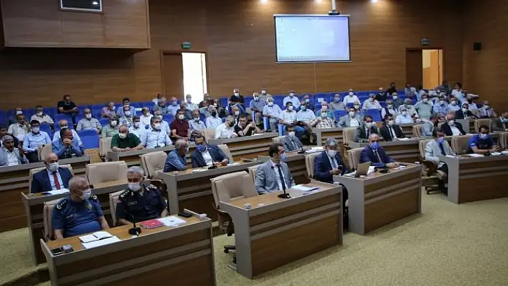 'Vali Yırık´tan aşı çağrısı'