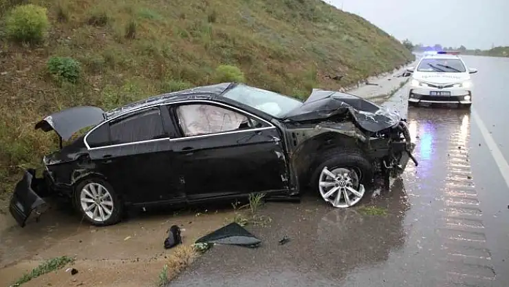 'Yağış kazaya neden oldu, 3 kişi yaralandı'